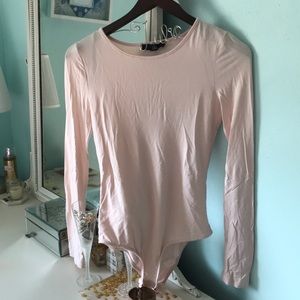🌷NWOT🌷Pink body suit!!